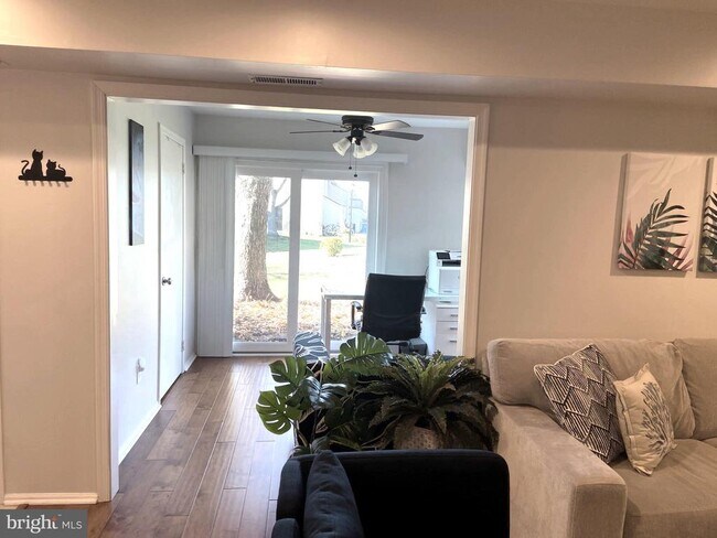 Building Photo - 39A Sumac Ct