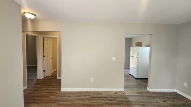 Building Photo - 223 Jefferson Ave