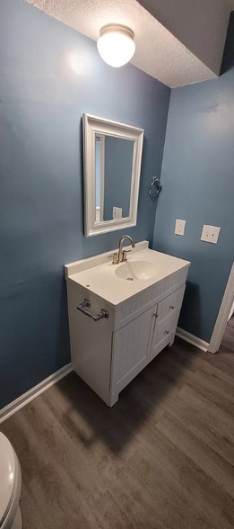 Building Photo - 744 N 70th St