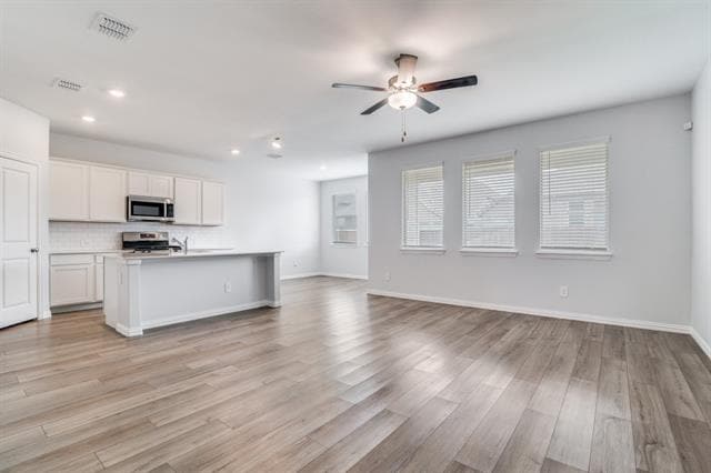 Building Photo - 805 Allison Dr