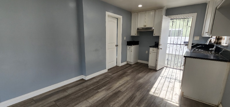 Building Photo - 10408 Anzac Ave