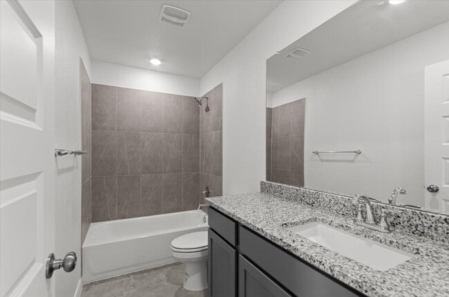 Building Photo - 911 Sevenleaf Ln