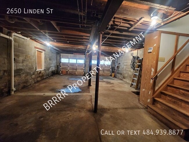 Building Photo - 2650 Linden St