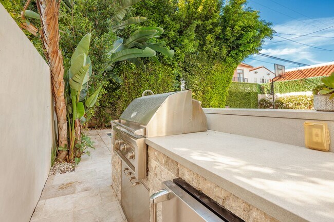 Building Photo - Beverly Hills Luxury Villa with Resort-Style Pool & Spa