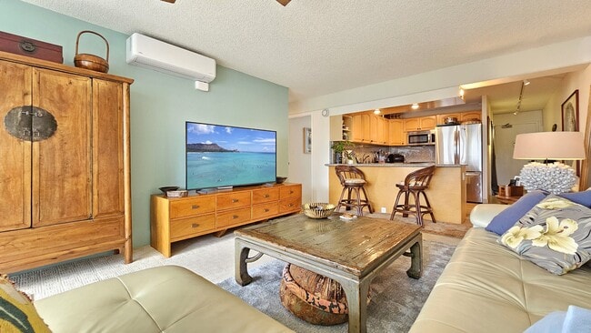 Building Photo - 2575 Khi Ave