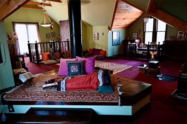 Building Photo - 327 S Edgefield Ave