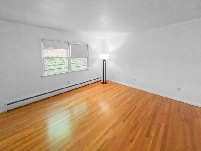 Building Photo - 57 Grasso Terrace
