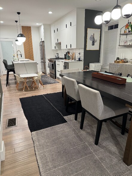 Building Photo - 15 Yale St