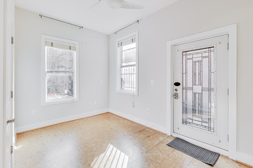 Building Photo - 500 M St NW