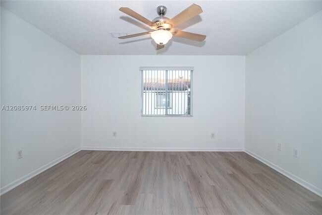 Building Photo - 1175 NW 125th Ct