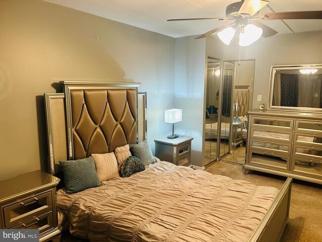 Building Photo - 60104 Delaire Landing Rd