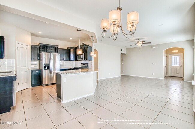 Building Photo - 14801 Bobby Joe Hill