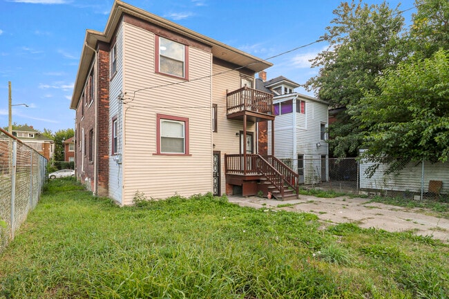 Building Photo - 4074 Virginia Park St