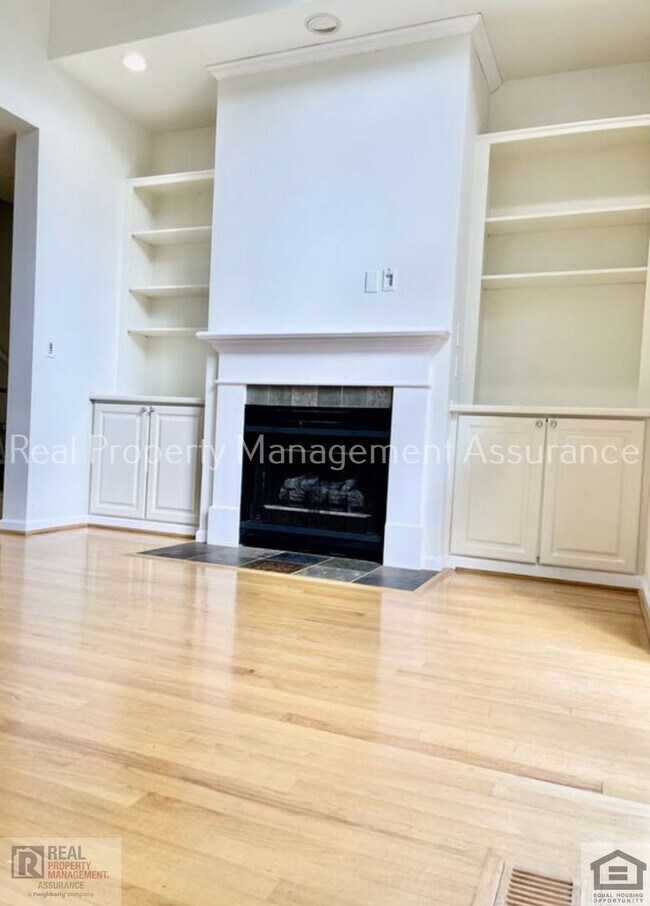 Building Photo - 10275 NW Alder Grove Ln