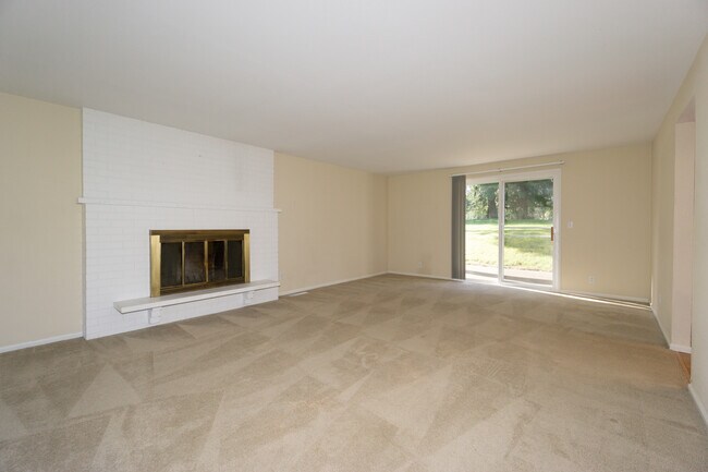 Building Photo - 14829 SE 170th St