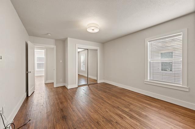 Building Photo - 3809 Carolyn Rd