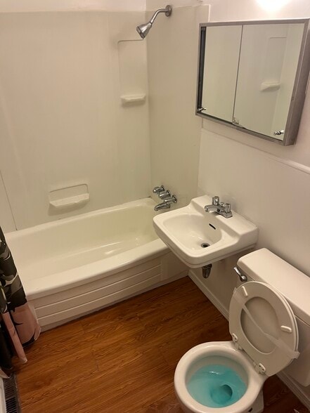 Building Photo - 27890 Center Ridge Rd