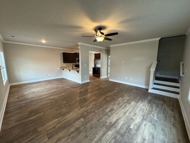 Building Photo - 4 Bedroom/4Bath off Will Hunter Rd. Pre-leasing Now!