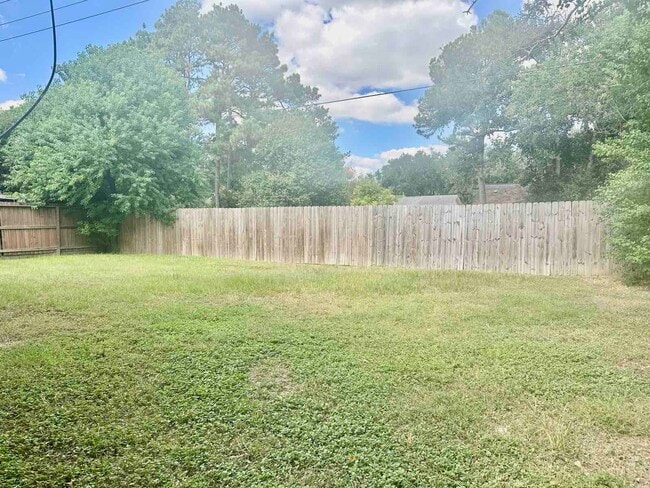 Building Photo - 21918 Pearl Lake Dr