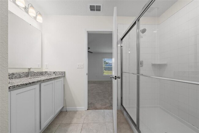 Building Photo - 9061 Oscraft Dr