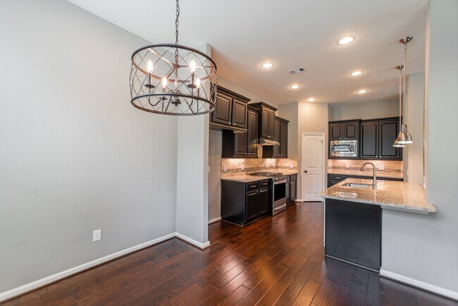 Building Photo - 74 S Sawbridge Cir