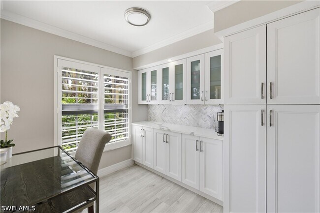 Building Photo - 6080 Pelican Bay Blvd