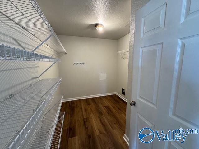 Building Photo - 15261 Tyler Mill Dr