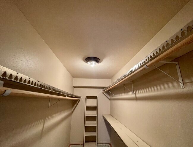 Building Photo - 4635 Wild Indigo St