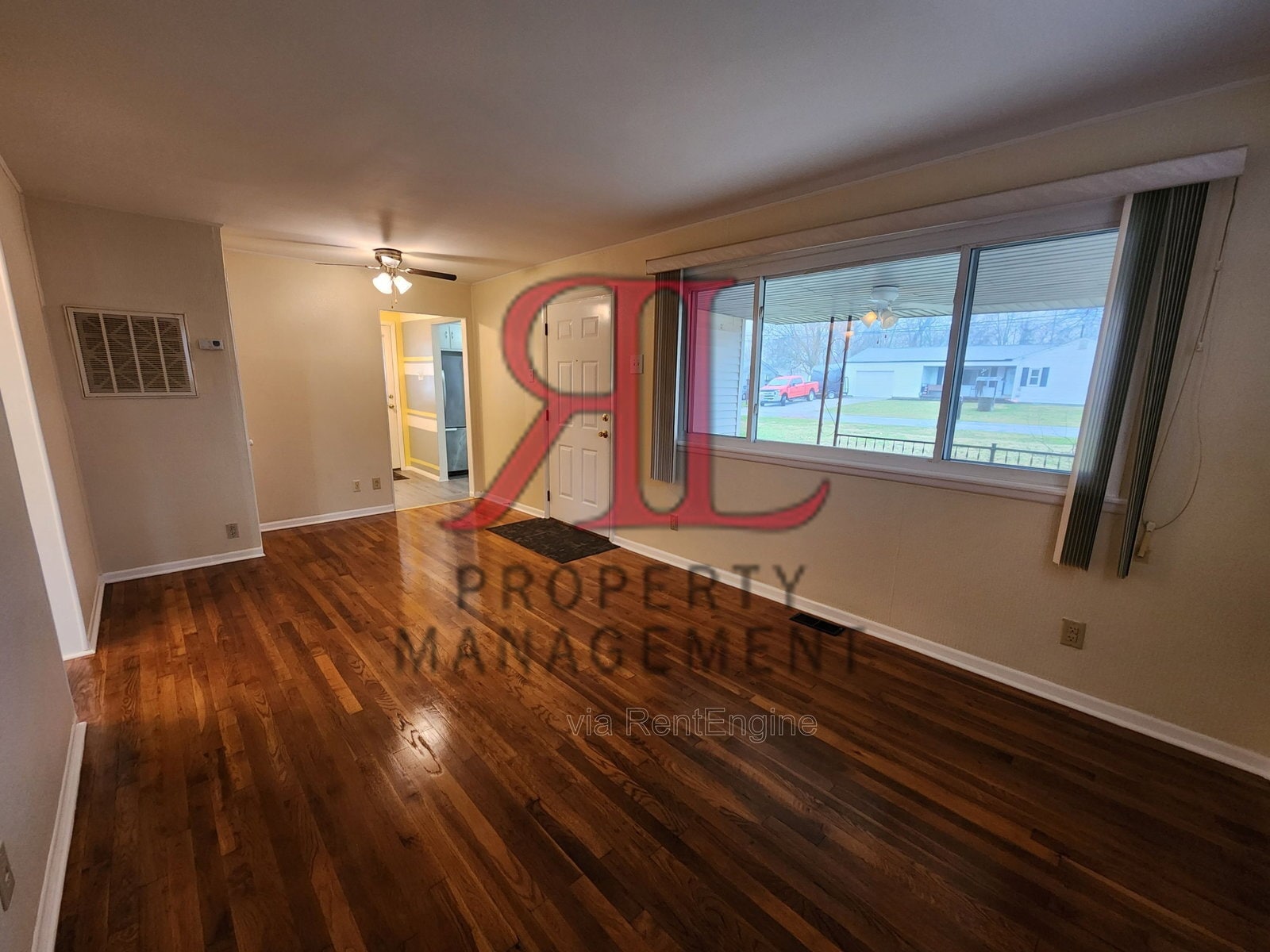 Building Photo - 2436 Charlemagne St