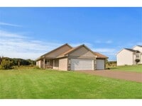 Building Photo - 722 Hilltop Ln