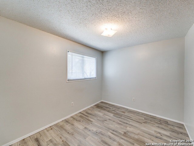 Building Photo - 1351 Spitz Kegel View Dr