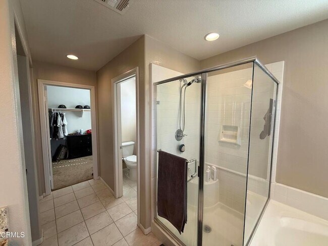 Building Photo - 2967 Palmera Ln