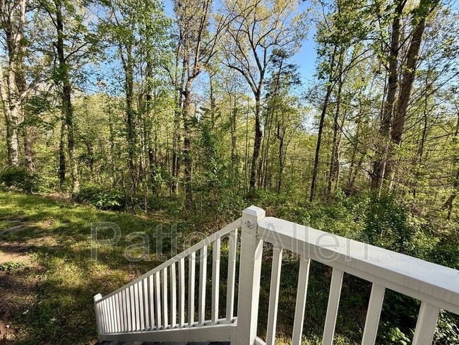 Building Photo - 92 Westover Dr