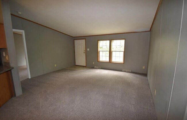 Building Photo - 516 Pearl Ave