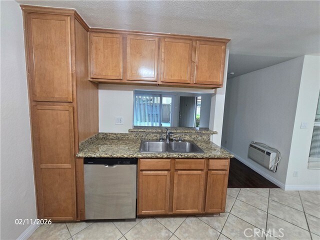 Building Photo - 1345 Cabrillo Park Dr