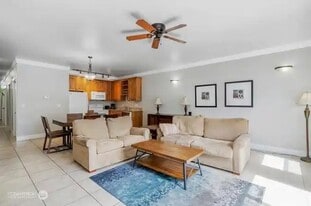 Building Photo - 23772 Crescent Bay Dr NW