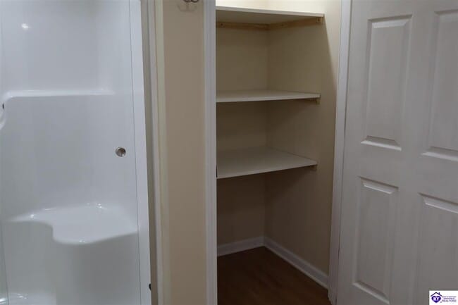 Building Photo - 4484 Rineyville Rd