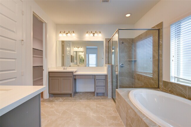 Building Photo - 4126 Haven Crest Ln