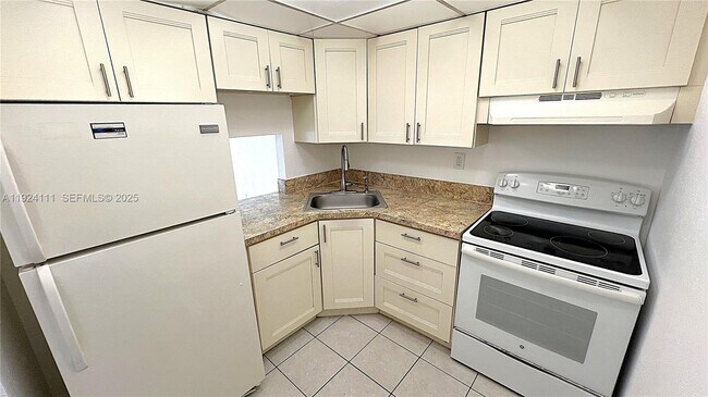 Building Photo - 4550 NW 9th St