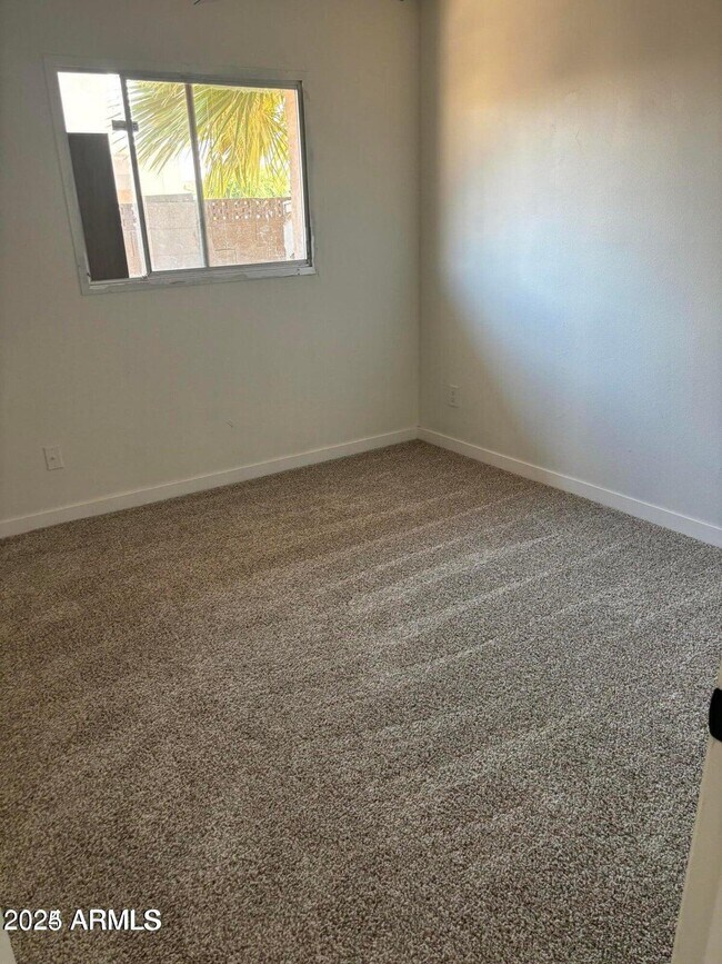 Building Photo - 3903 S Juniper St