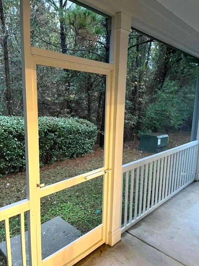 Building Photo - Coming Soon - Lovely 2 Bedroom 2.5 Bath Townhome in Goose Creek!