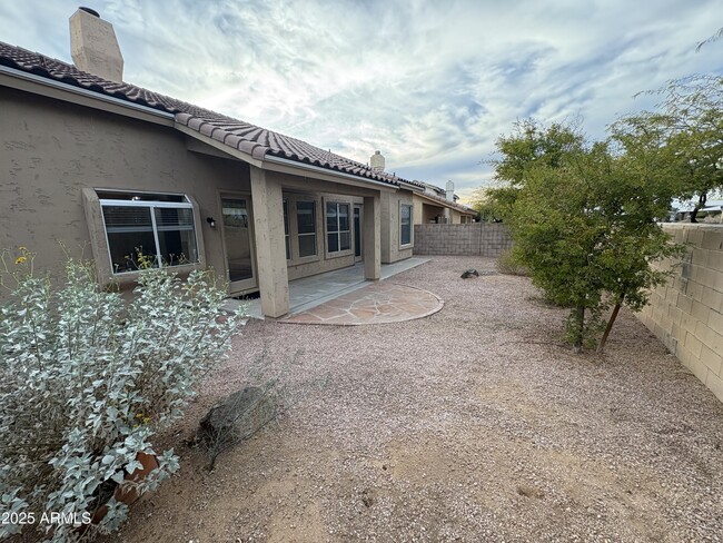 Building Photo - 4342 E Desert Marigold Dr