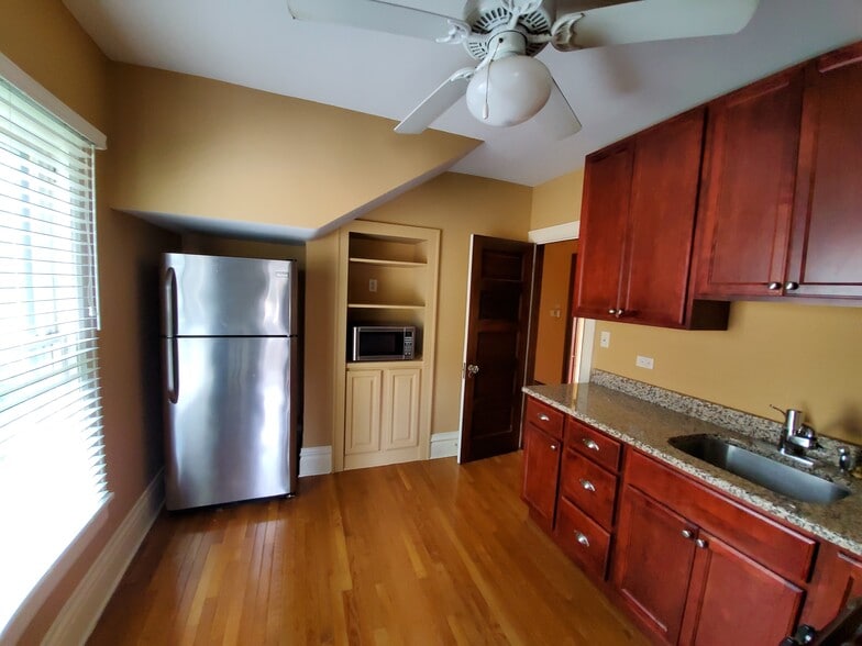 Refrigerator - 113 N Batavia Ave