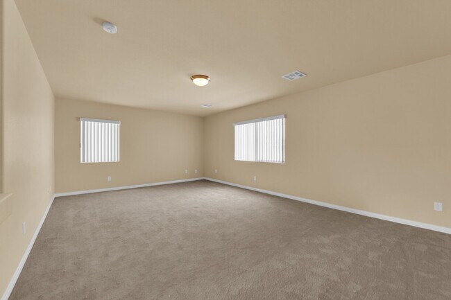 Building Photo - Beautiful 3 Bedroom Home!