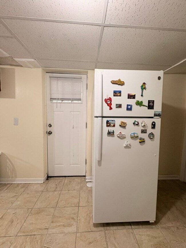 Building Photo - 13520 Grenoble Dr