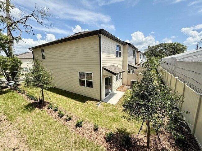 Building Photo - 6257 Daerr Ridge St