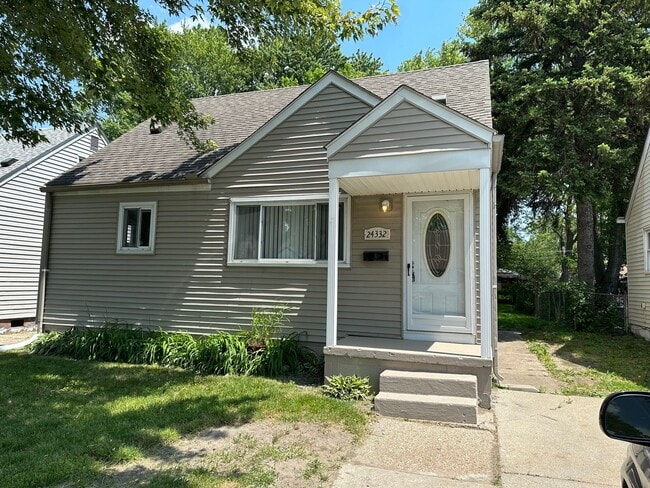 Primary Photo - 24332 Bolam Ave
