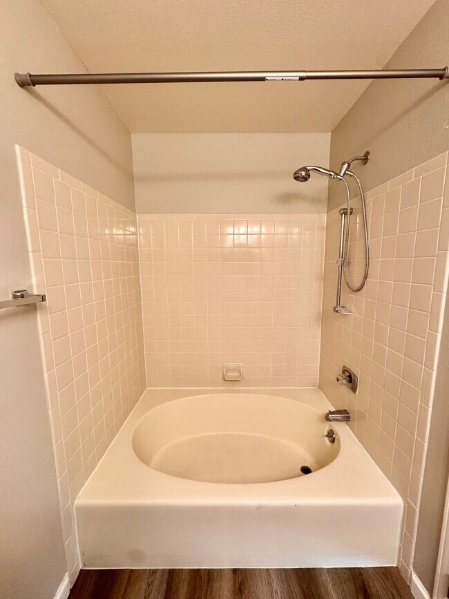Building Photo - 4633 S Crystal Way