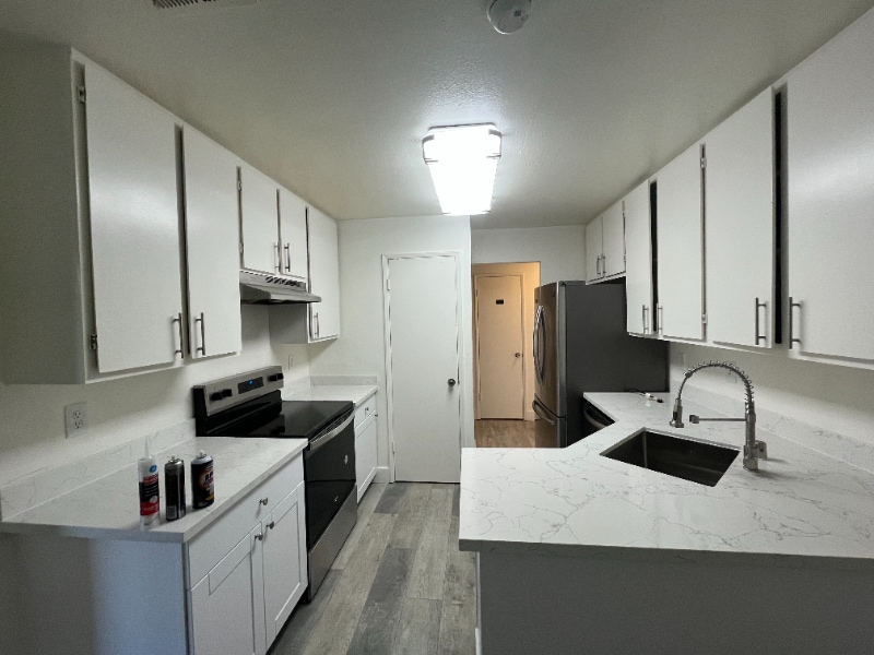 Building Photo - 114 Damsen Dr