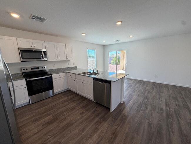 Building Photo - 1473 Jaycie Dr